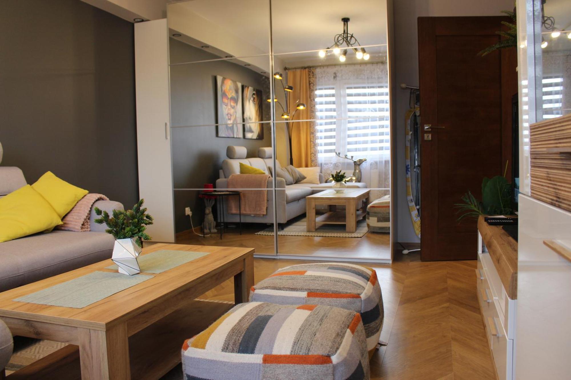 Apartament Euro 1 บือตอม ภายนอก รูปภาพ