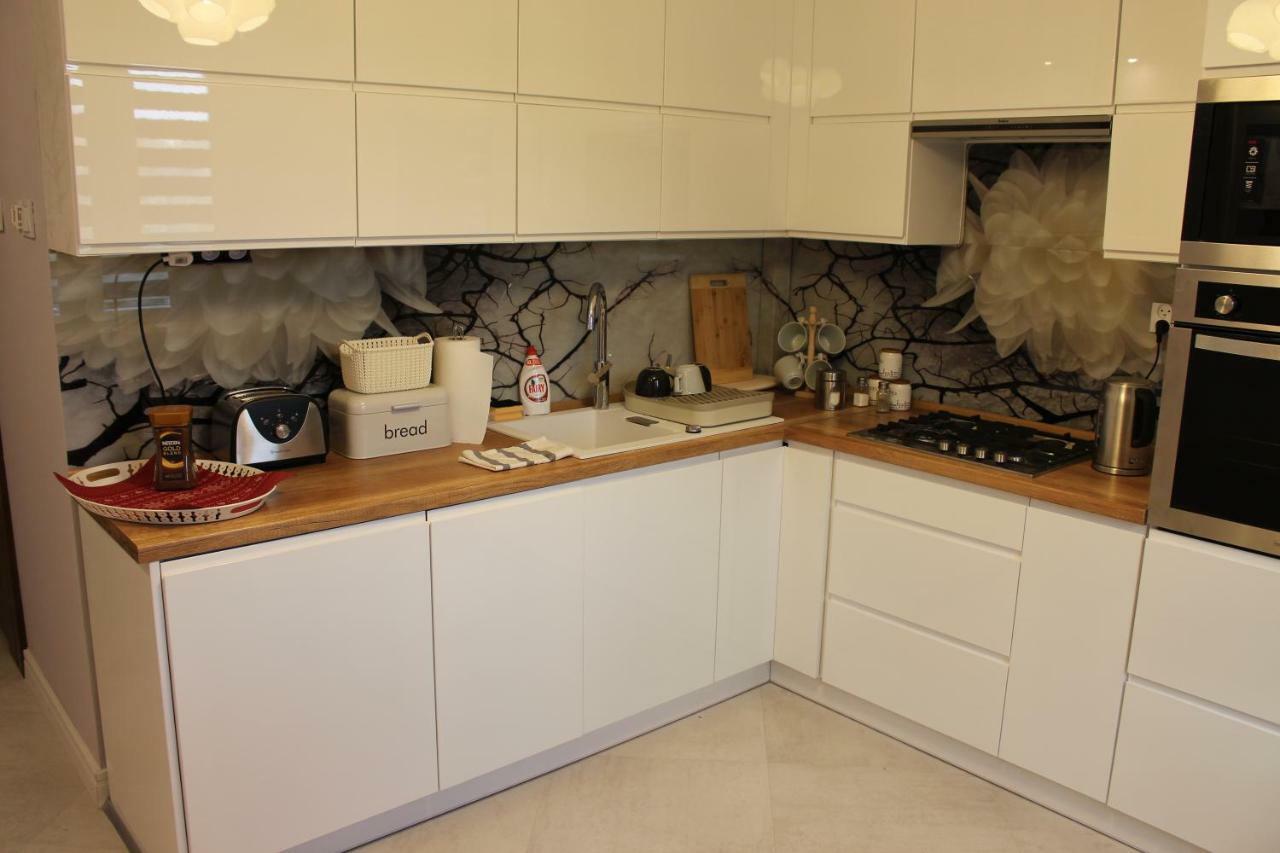 Apartament Euro 1 บือตอม ภายนอก รูปภาพ